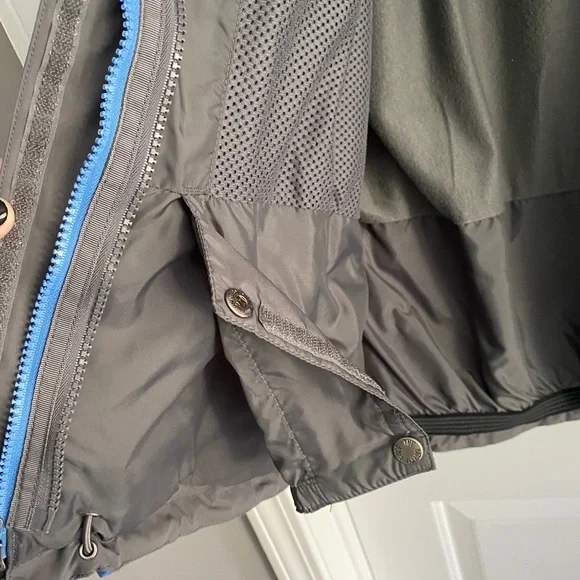 North Face Summit Series Outer Shell Jacket - Picture 5 of 14